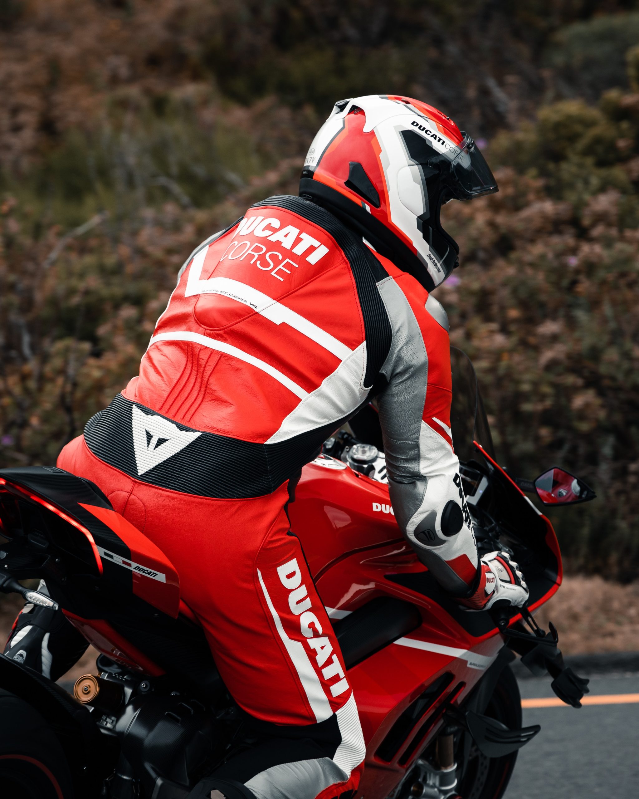 Ducatistas: Explorando la pasión y la emoción de los amantes de las motocicletas Ducati